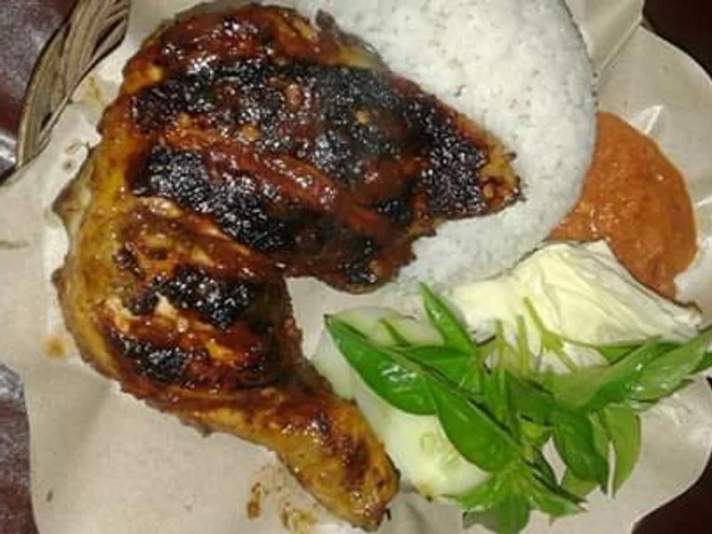 Warung Lalapan Bali Ikan Bakar