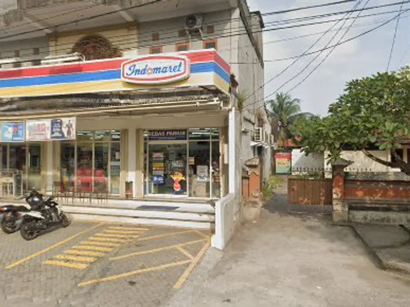 Warung lalapan nasi goreng