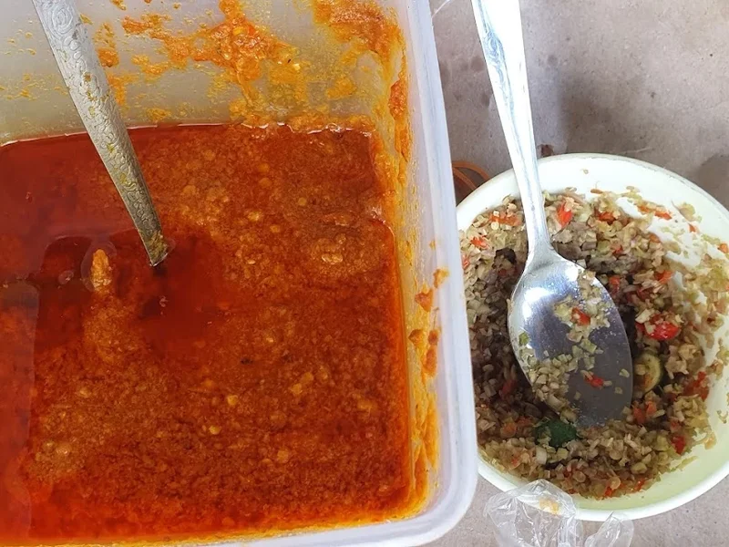 Sate Babi Pak Yun Sigaran