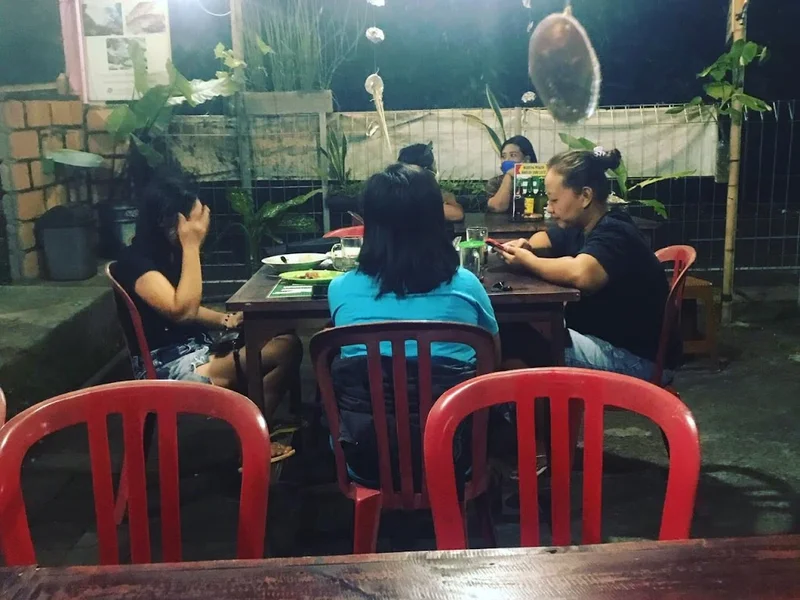 Warung makan boelan sari laut