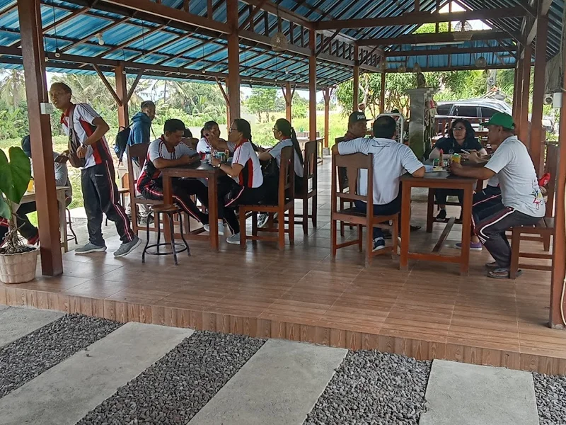 Warung makan dugul sari latu