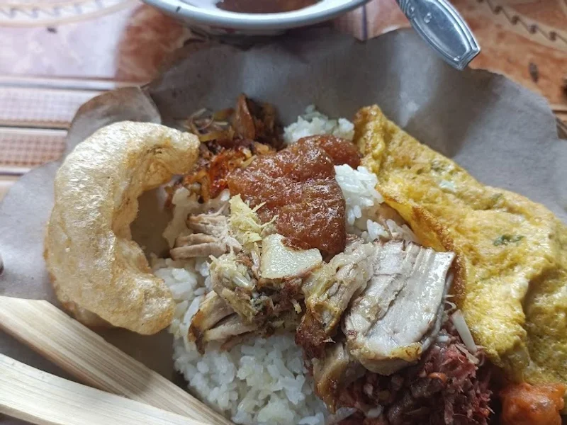 Warung Nasi Be Genyol 'Bu Edik'