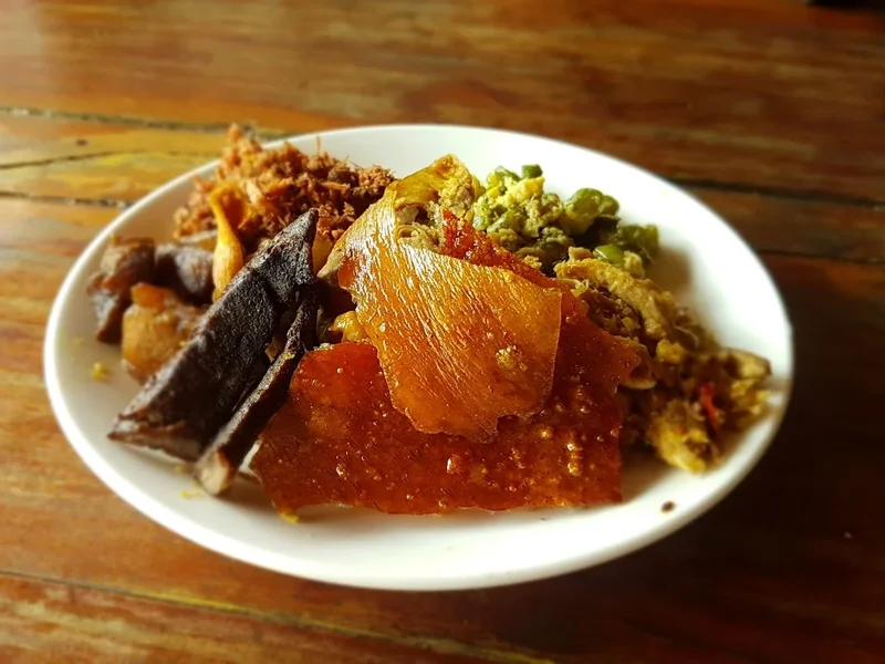 De'Bolot Babi Guling