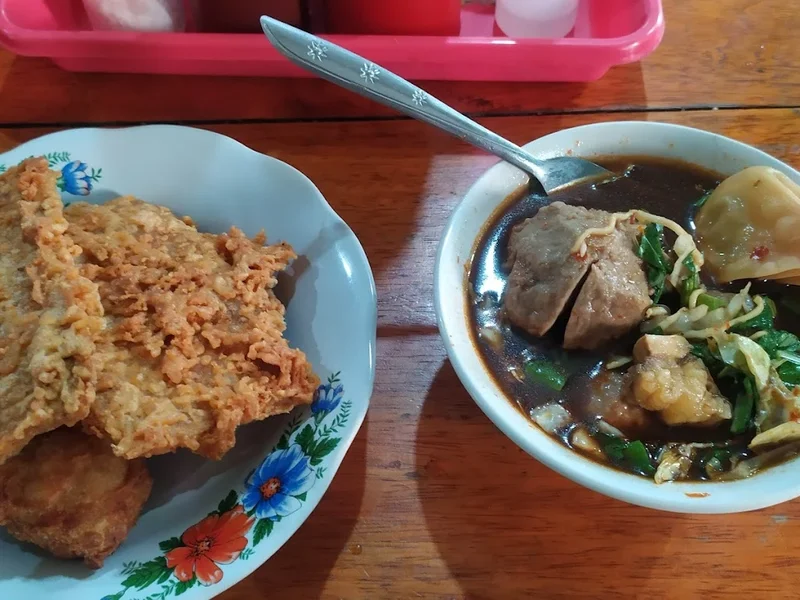 Warung Bakso Sijowo Asli Solo