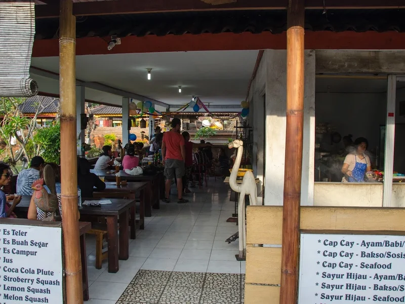Warung Demung