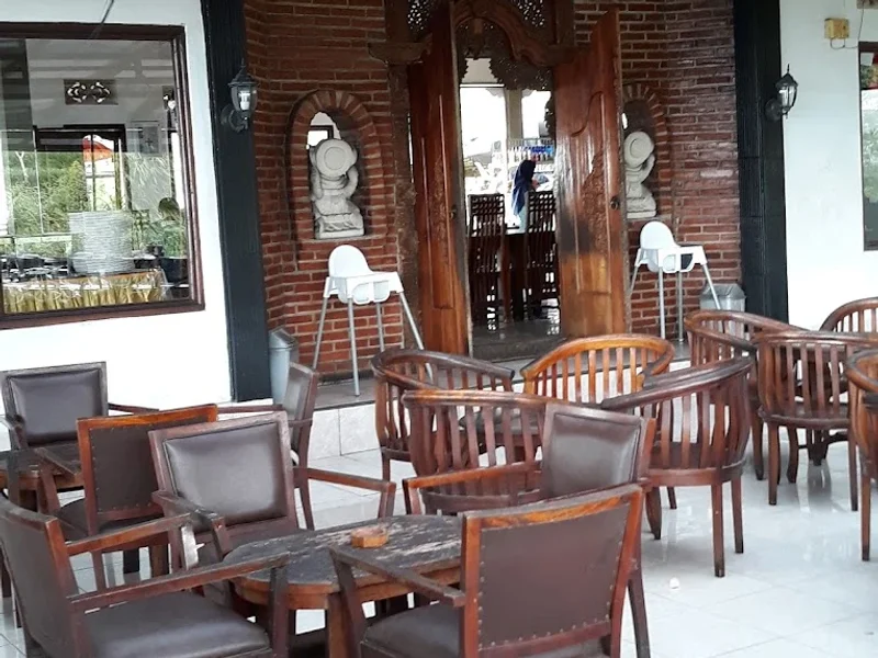Rumah Makan Bali Barat