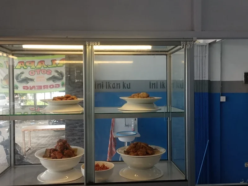 Ini ikan ku (ikan segar dan ikan bakar seririt)