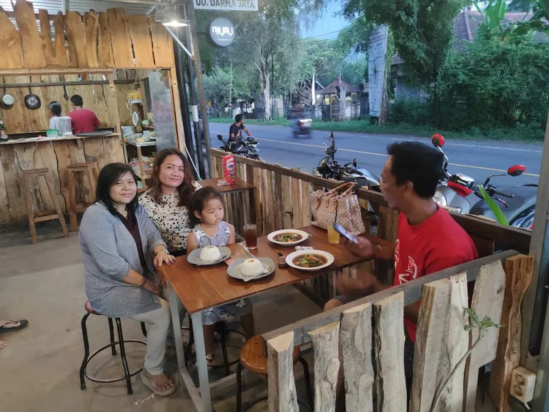 Warung Makan Darma Jaya