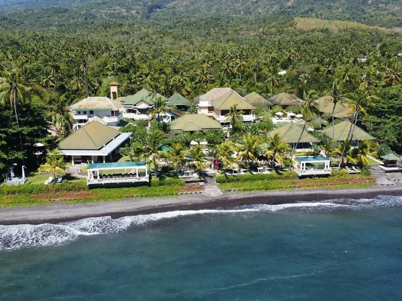 Poinciana Resort