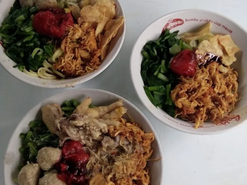 Bakso Mie Ayam Adi Laros Banyuwangi