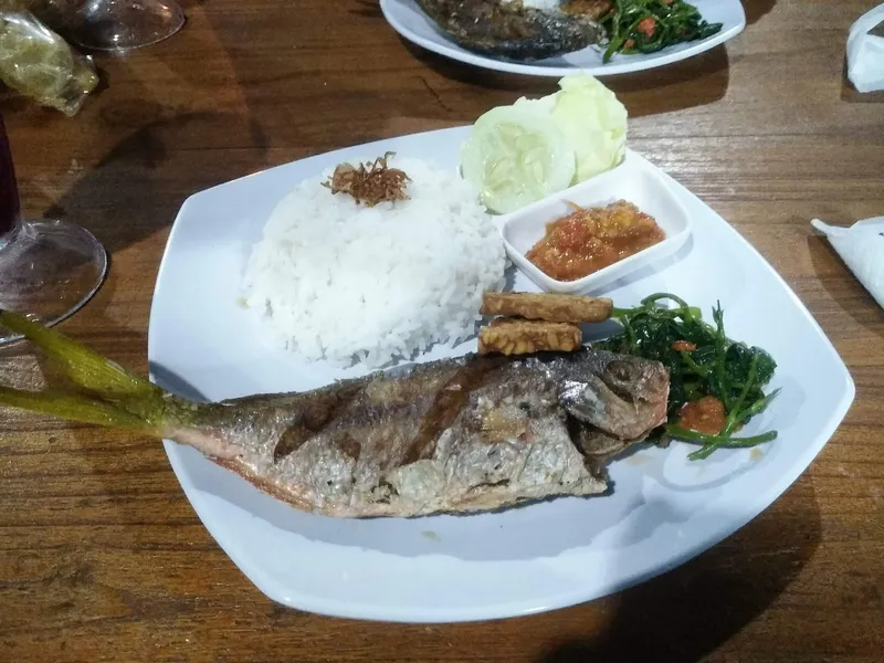 Warung Makan MM