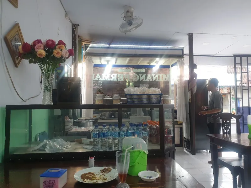 Resto Masakan Padang