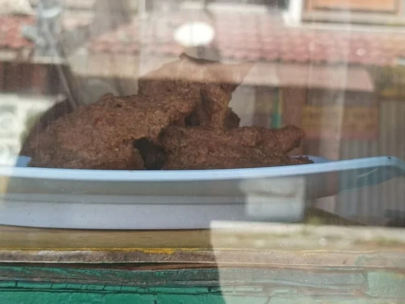 Warung Makan Nasi Padang: Roda Minang