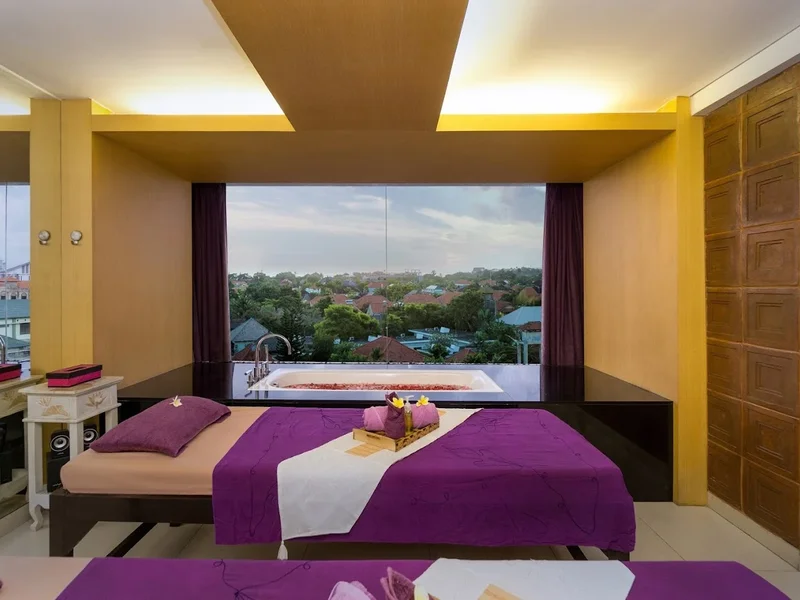 Quest Hotel Kuta