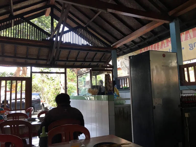 Warung Sate Kambing Pak Amat Madura