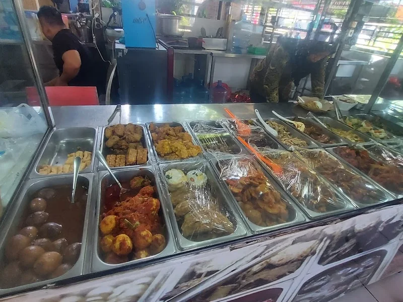 Nasi Pecel Bu Tinuk
