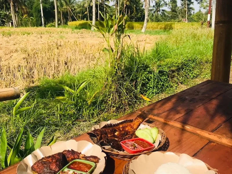 Warung Weekend