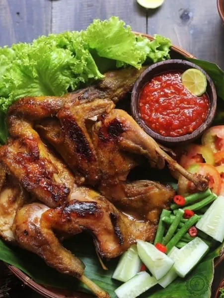 WR.Ayam Bakar Tianyar