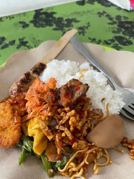 Warung Makan Ayu Dela