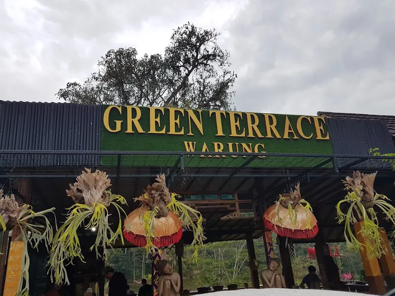 Green Terrace warung