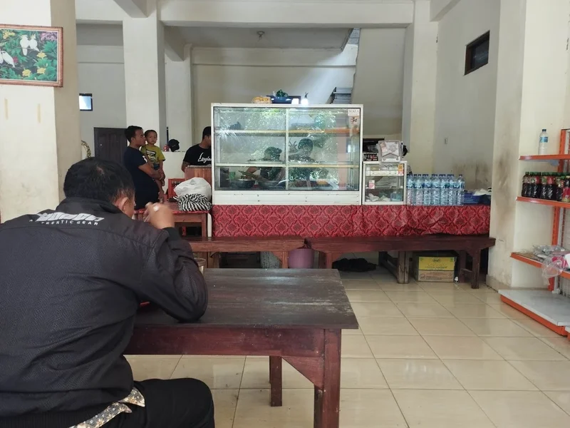 Warung Makan Bu Salin