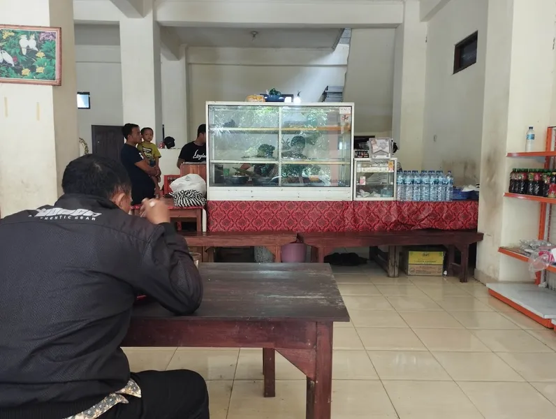 Warung Makan Bu Salin