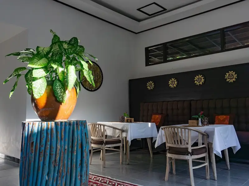 Natti's Indian Specialty Restaurant