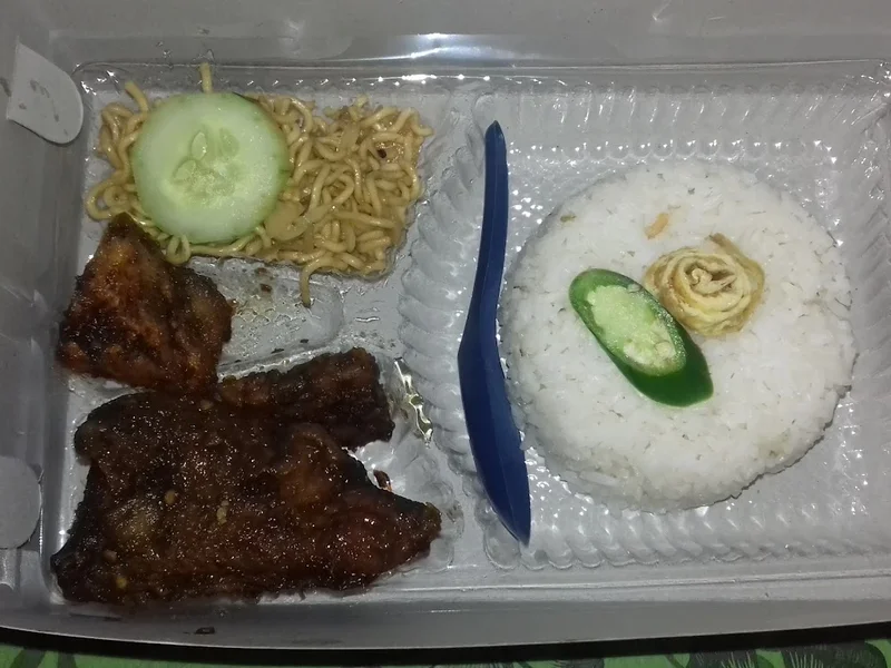 Warung Lalapan Sego Tempong Pak EKO