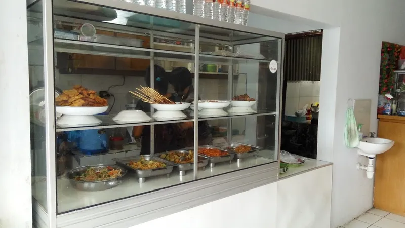 Warung Makan Setia