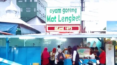 Daftar 22 tempat makan nasi uduk di Jakarta Timur