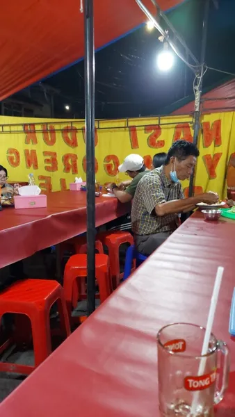 Nasi Uduk Ayam Goreng Betawie