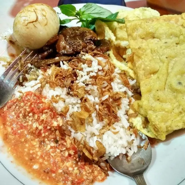 Nasi Uduk Betawi Bu Boni