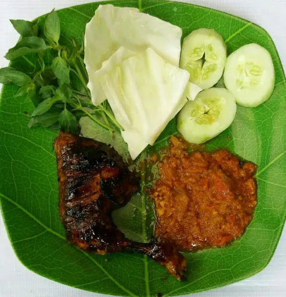 NASI UDUK PECEL LELE P.D, MATRAMAN