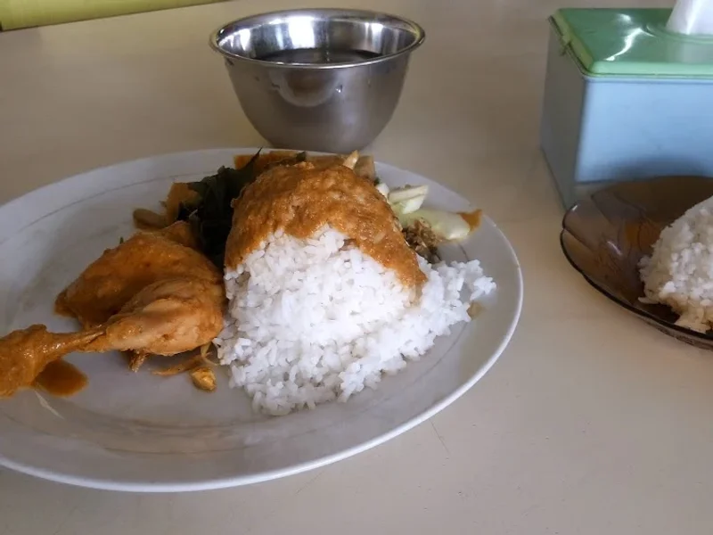 Rumah Makan Cahaya Baru