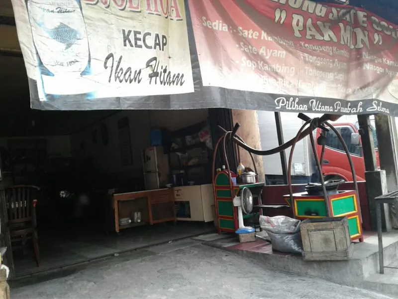 Warung Sate Solo Pak Min IKKG, CAKUNG