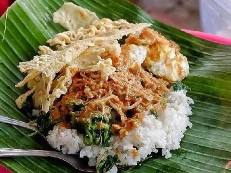 Lotong sayur & Nasi pecel Radikha