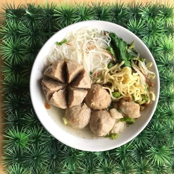 Mie Ayam & Bakso Solo Margojoyo