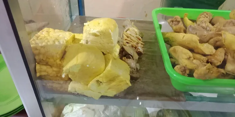 Pecel Lele Ayam Bakar DYEN'S 2