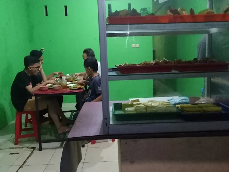 Pecel Lele Mas Joko