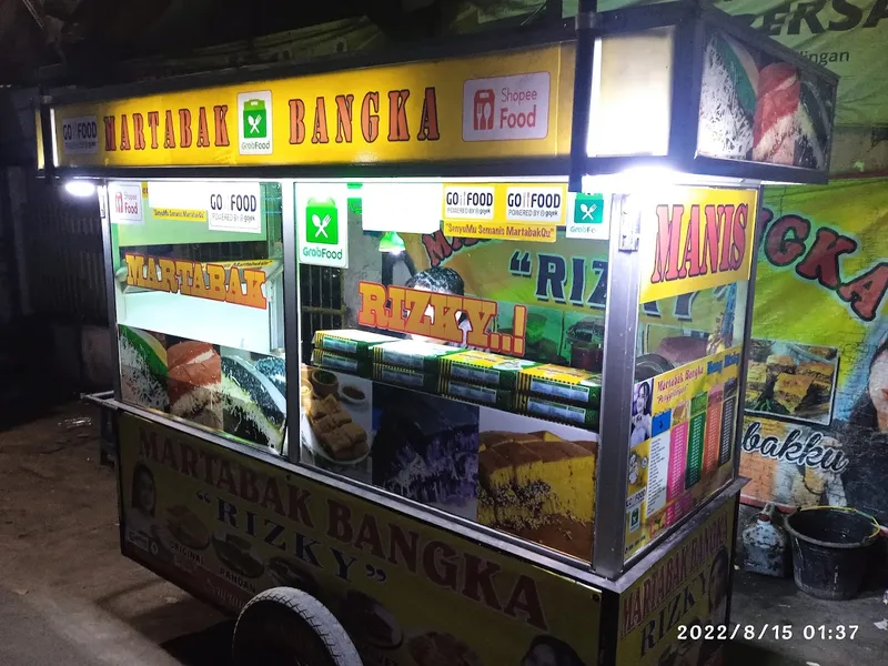 MARTABAK BANGKA RIZKY PENGGILINGAN