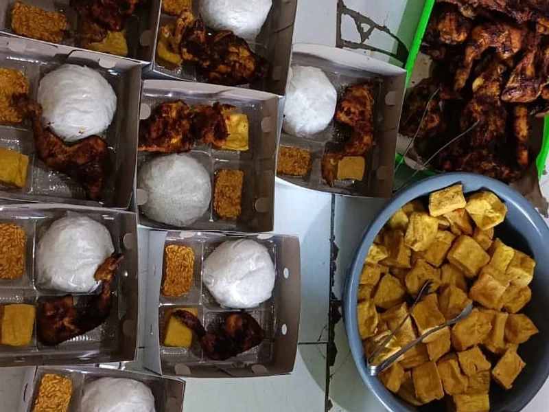 Warung Nasi Mama Nur