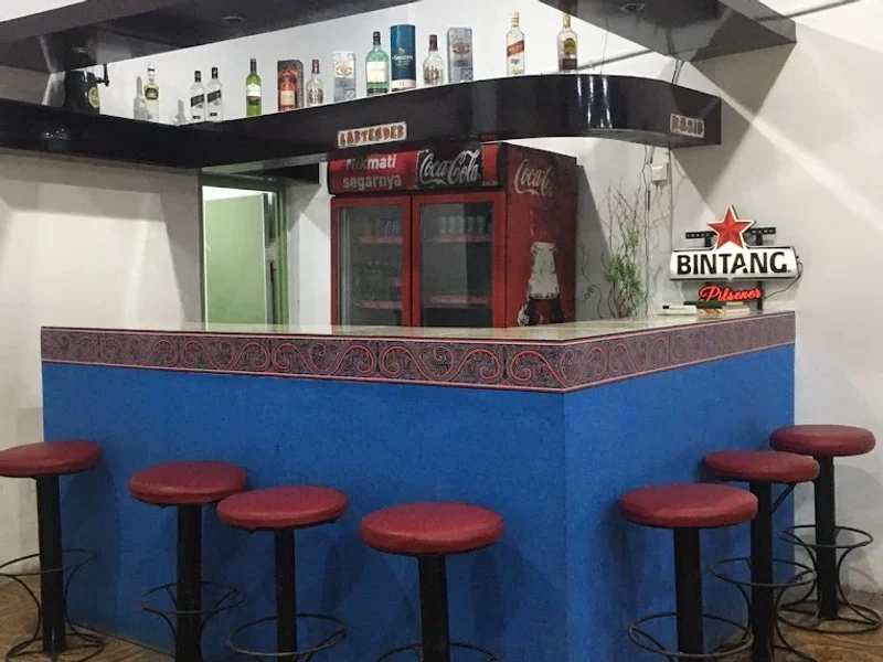 Cafe & Resto Raja Napogos