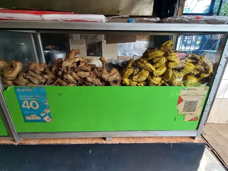 Ayam Bakar Ayam Penyet Cak To