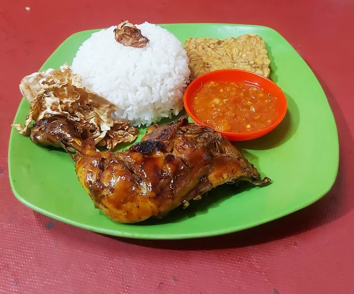 Ayam bakar ngapak