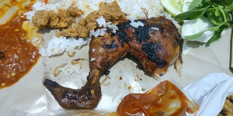 Ayam Bakar Bu Tinem Wonogiri