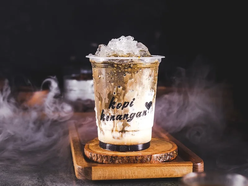 Kopi Kenangan - PGC (Pusat Grosir Cililitan)