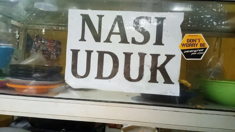 Warung nasi uduk Ibu Iroh ProKUS BSK