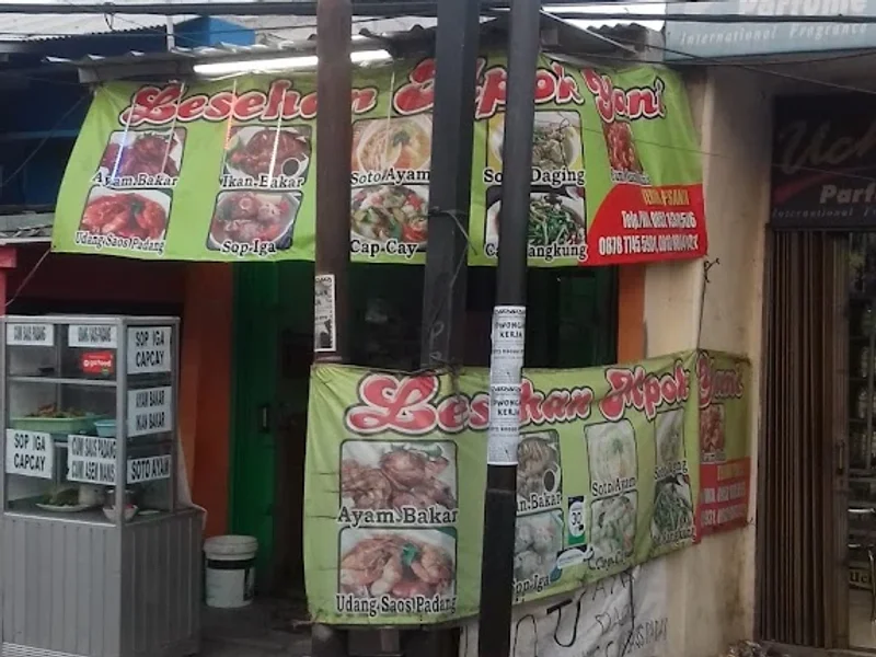 Rumah Makan Family Raya