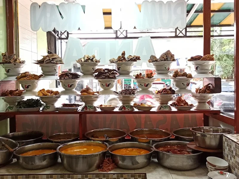 Rumah makan padang anda