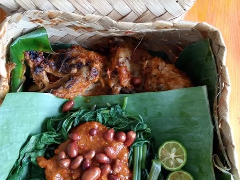 Ayam bakar taliwang condet